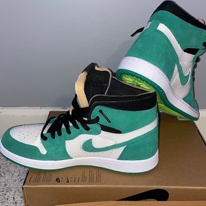 COPY - Selling Air Jordan 1 Air Zoom High CMFT stadium green (size 10)
